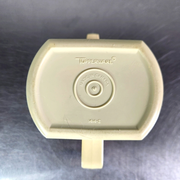 Tupperware Cream Dispenser 1414-2 - Picture 4 of 6